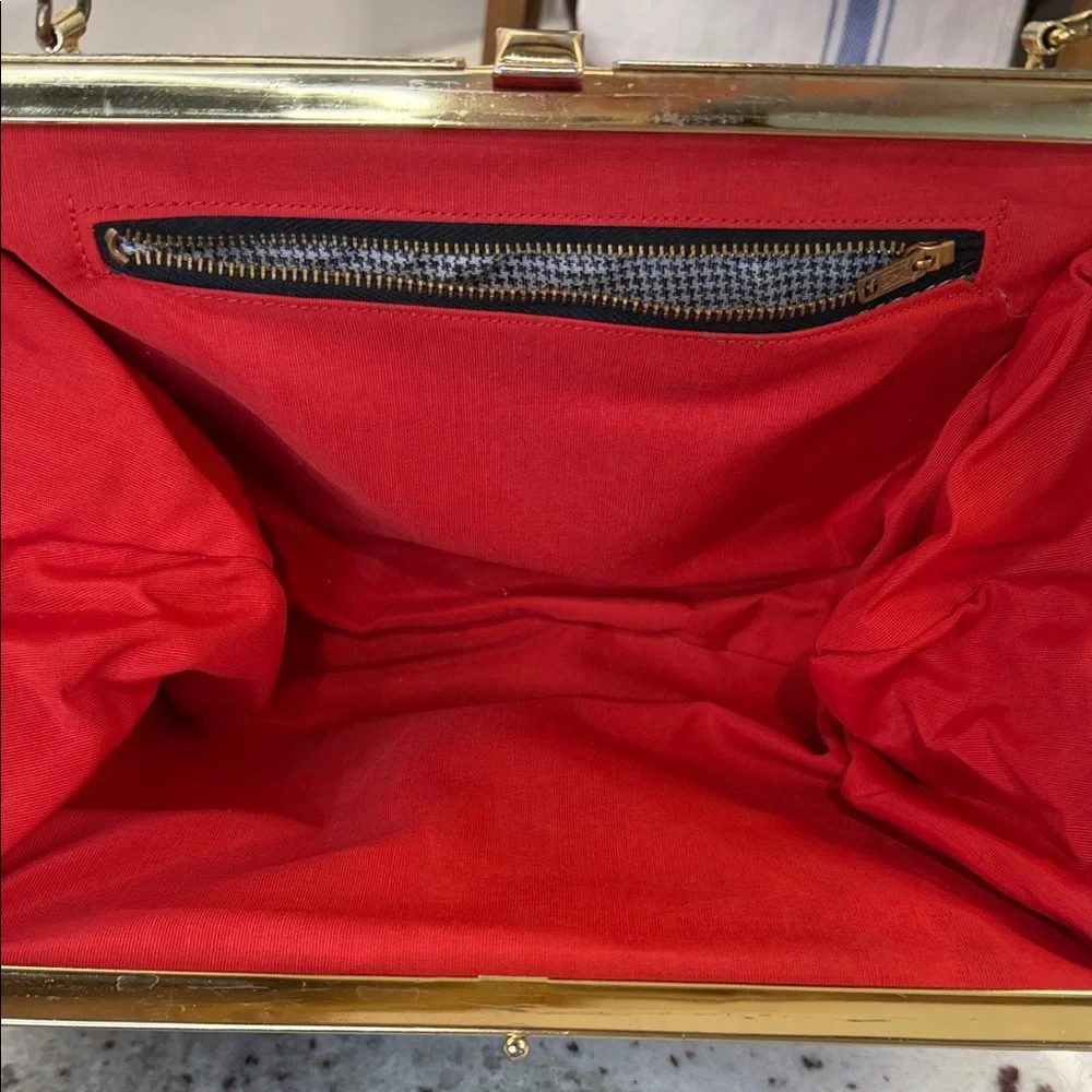 Mid Century Vintage Patent Leather Structured Handbag - Picture 5 of 10